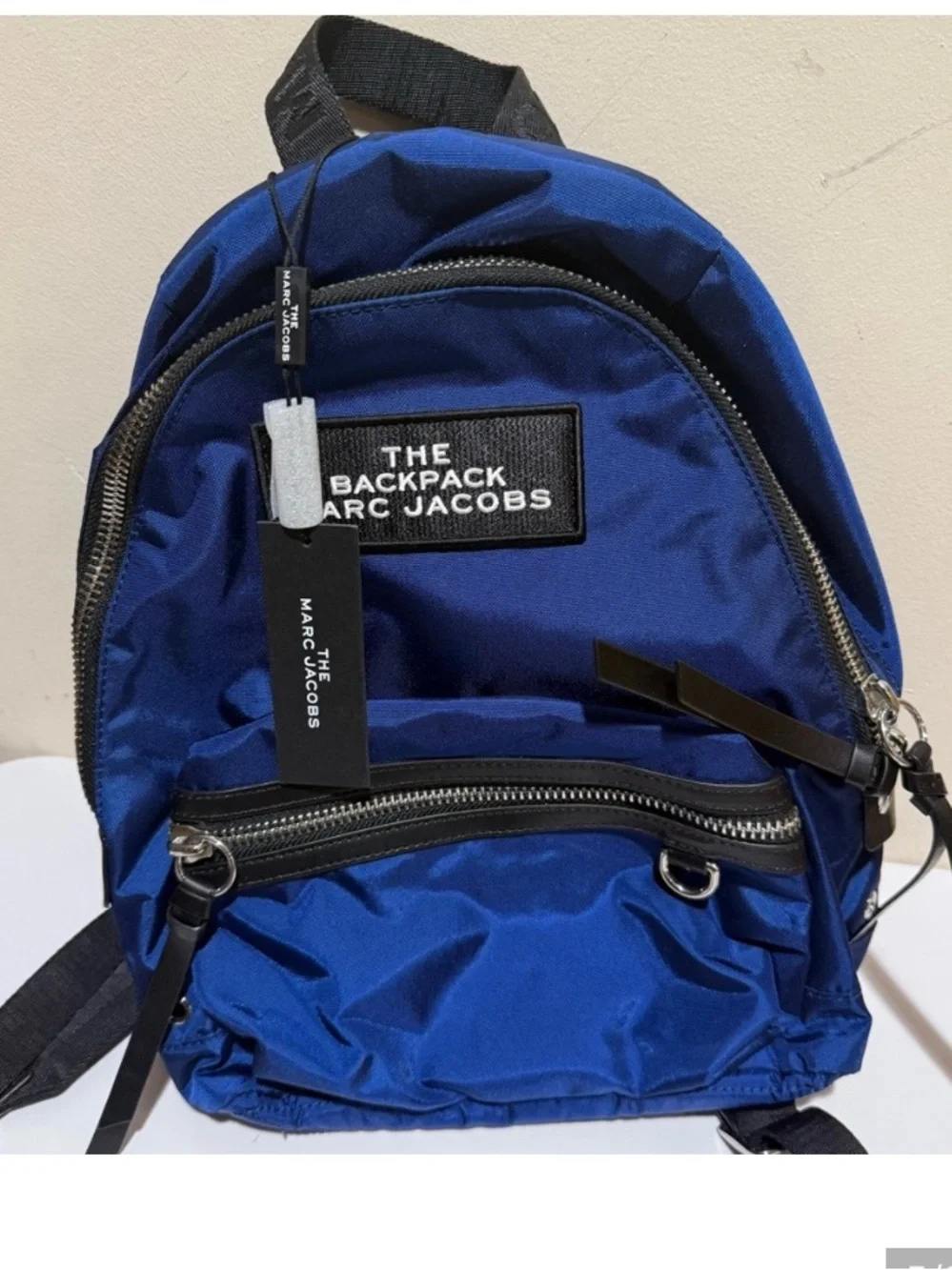 Marc Jacobs sleek navy